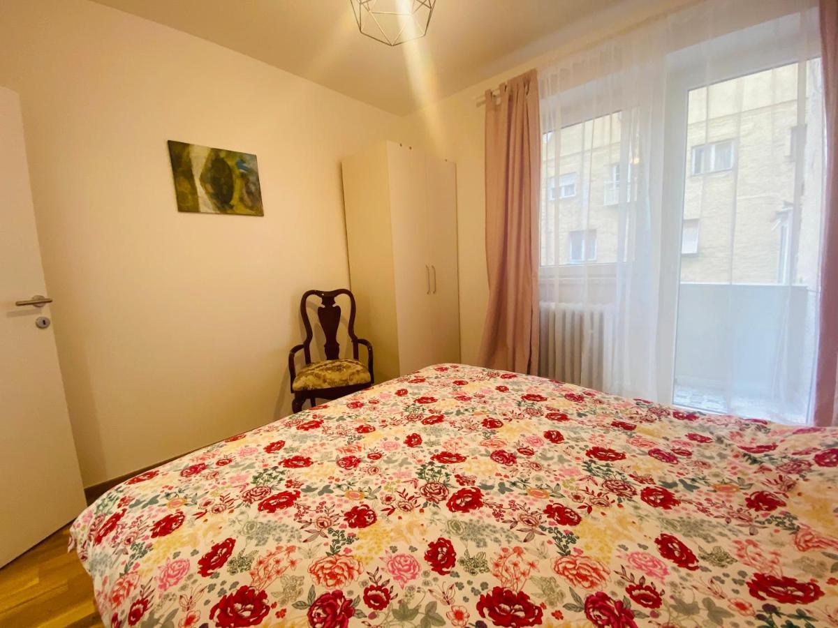 Apartamento Uptown Girl Belgrado Exterior foto